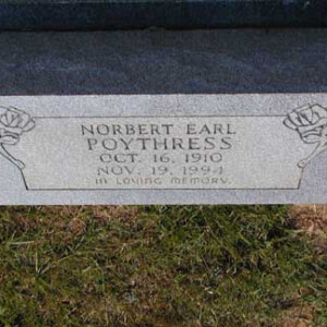 Poythress, Norbert Earl 1910 - 1994; son of James David Poythress (b.1869)
Magnolia; 2638 23rd Av; Meridian, MS
Lot 5, Section 73