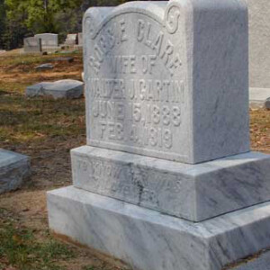 Gartin, Robbie/Roberta Clare (Poythress) 1888 - 1919; dtr of Algernon Edw Poythress; 1st wife of Walter Gartin
Magnolia; 2638 23rd Av; Meridian, MS
Lot 10, Section 13